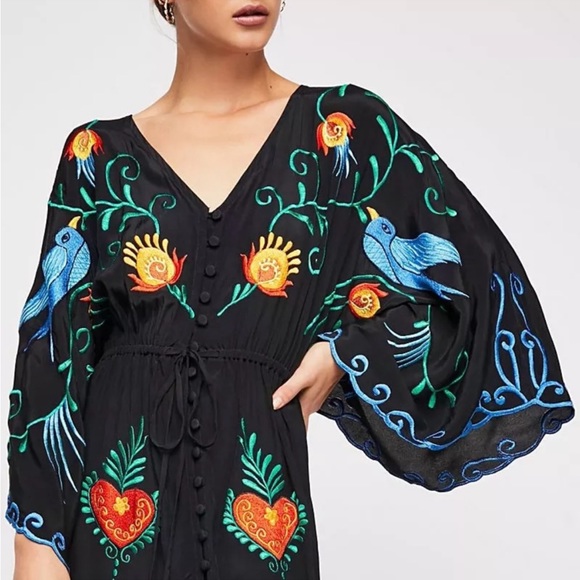 28.LAST 1! OVERSIZED Black Bohemian Embroidered Button Down Maxi Dream Dress - Picture 3 of 7